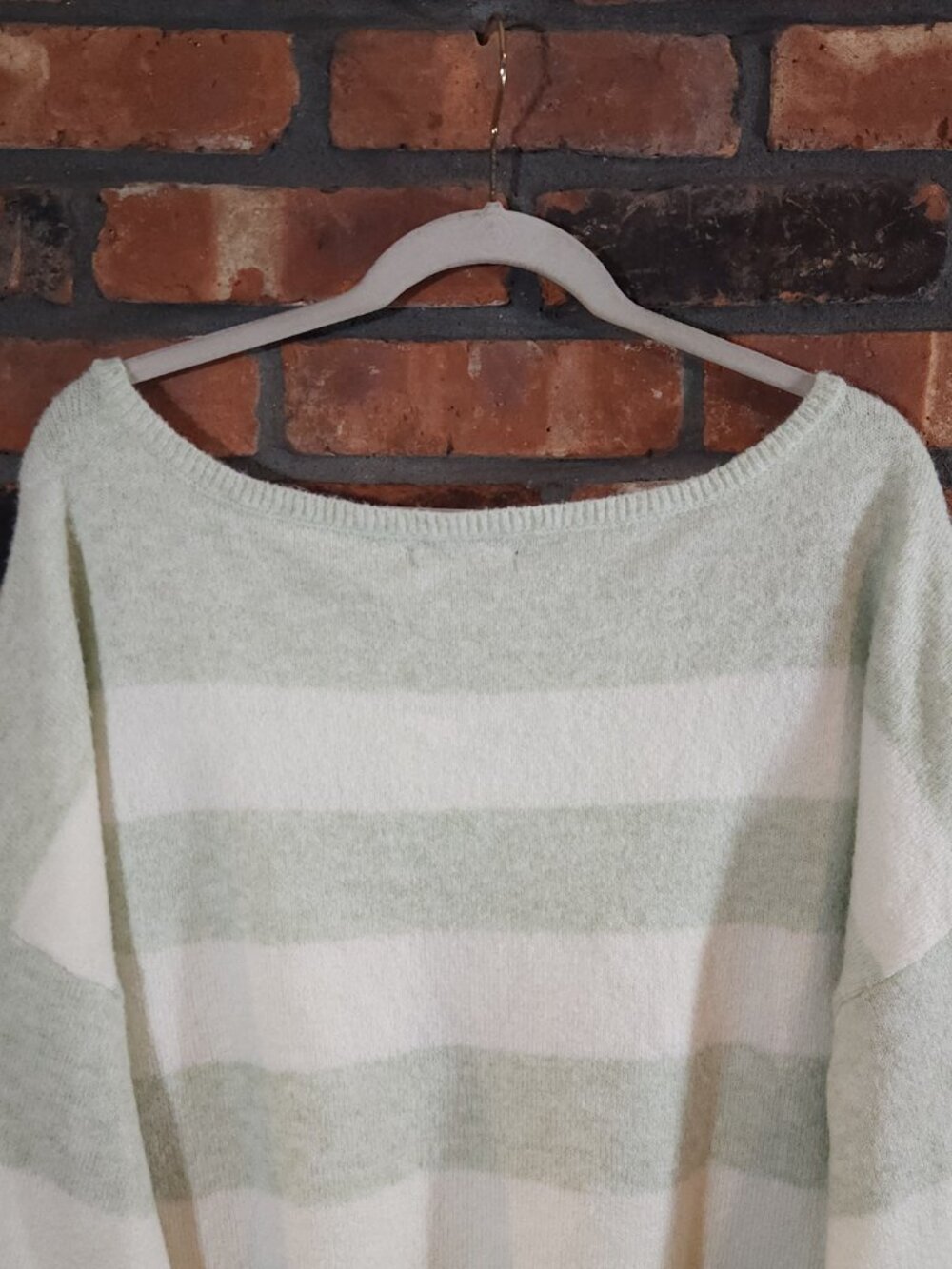 American Eagle Seriously Soft Striped Off-shoulder Sweater Cozy Women's L NWT - Picture 7 of 8